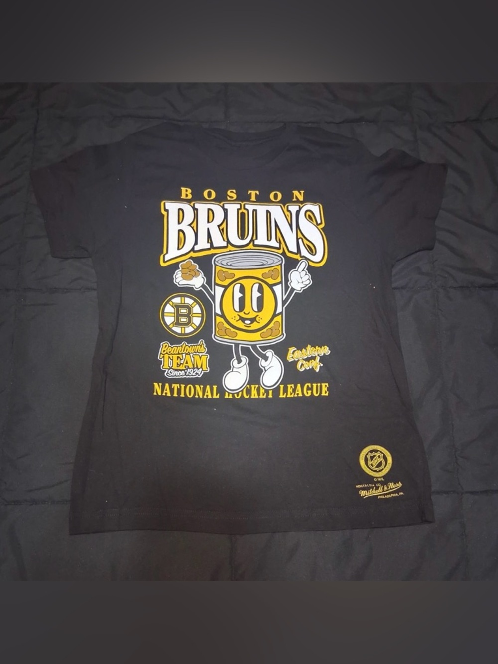 Boston Bruins Mitchell & Ness Youth M 10/12 Beantown Black T-Shirt Brand NWOT
